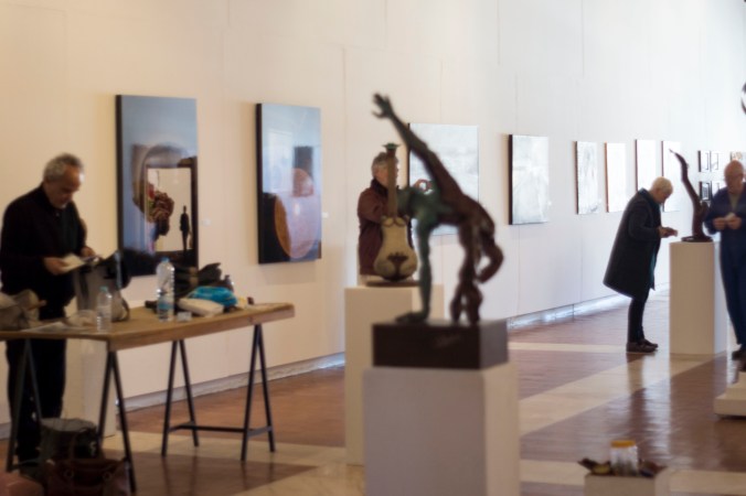 montaje exposición , Palacio D. Manuel . Évora