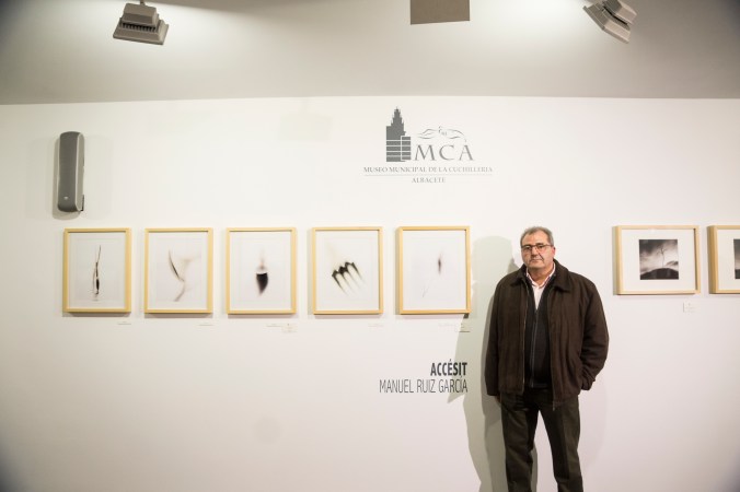 Con la srie presentada y expuesta 